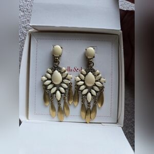 Stella &‎ Dot Chandelier Earrings, Cream/Ivory and Gold Tone